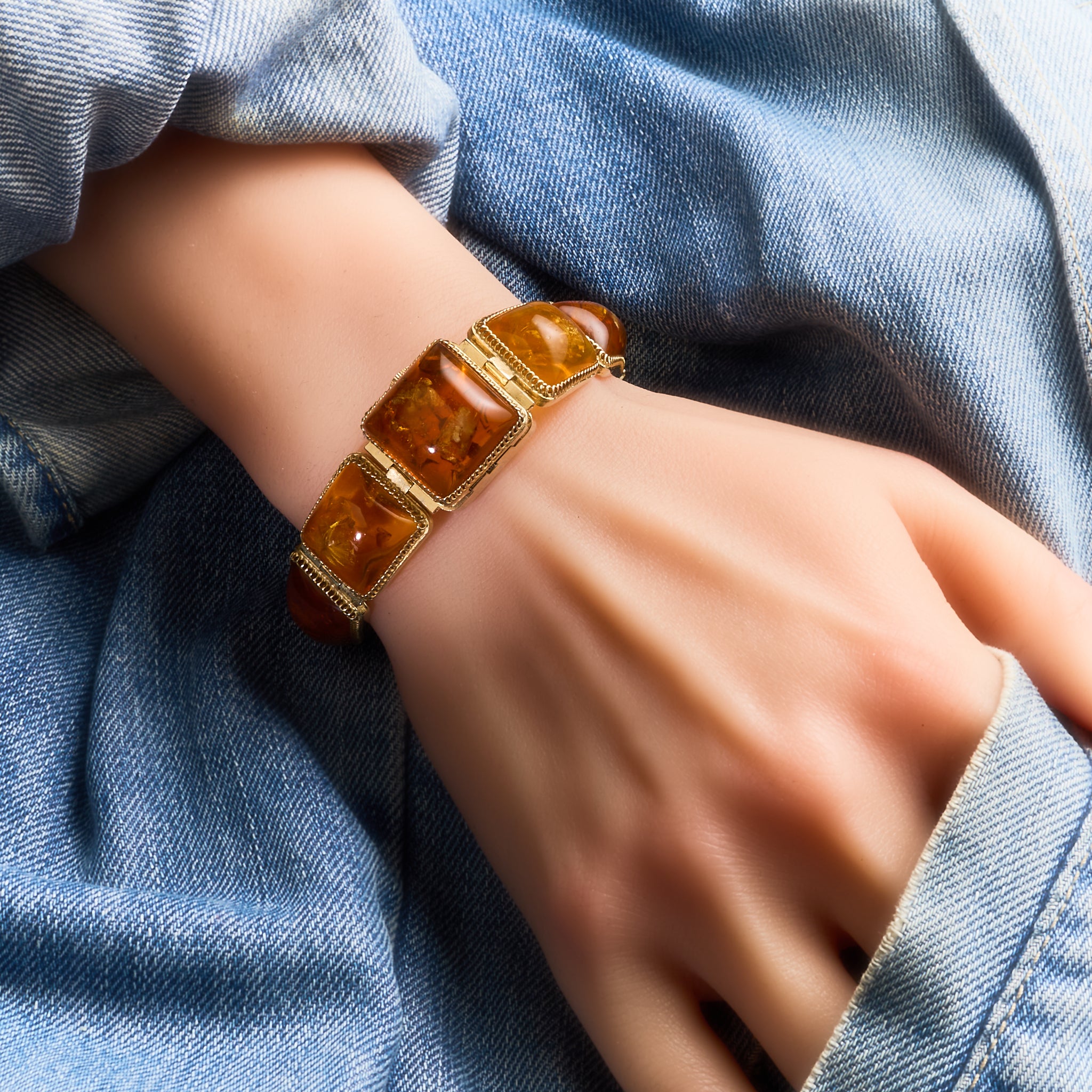 Vintage Chaika Mechanical Watch (17 Jewels) with Amber Bracelet | USSR Jewelry Cocktail Watch