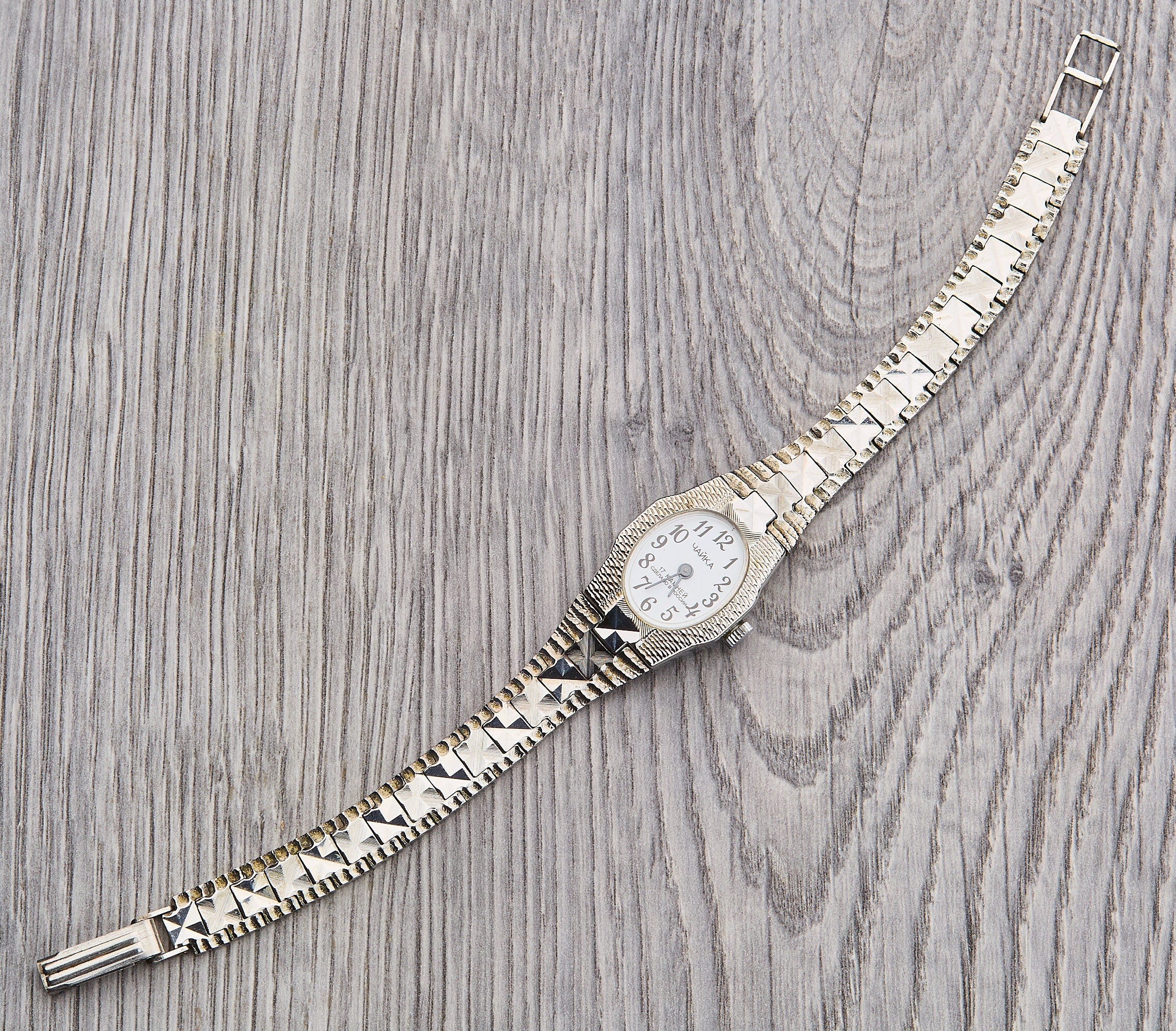 New Vintage "Chaika" Cocktail Watch (17 Jewels) | Soviet Women's Jewelry Watch