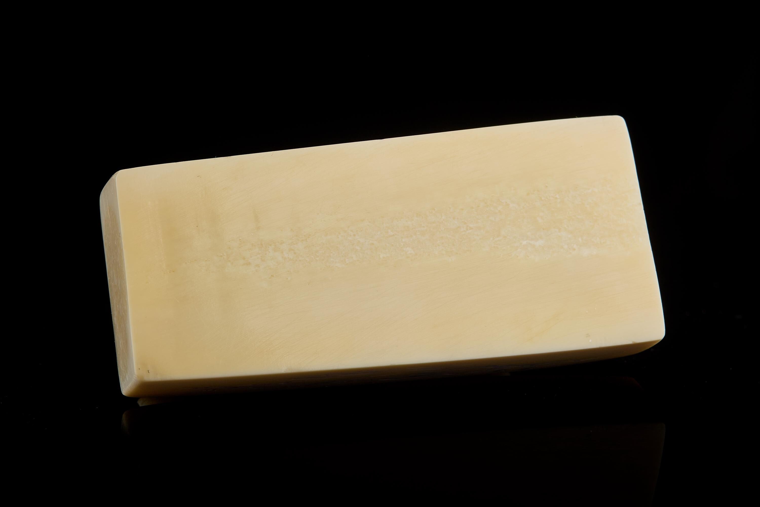 Collectible Vintage Seal Figurine | Carved Bone, Yup'ik-Inuit Art, Early-Mid 20th C